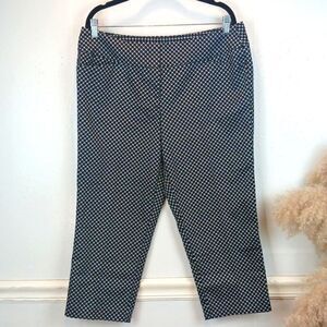 Worthington Women's Modern Fit black and white diamond pattern capri pants sz 12